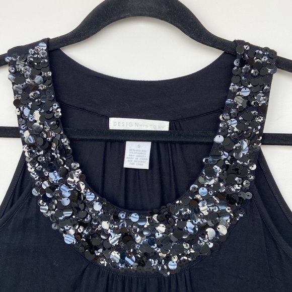 Pretty ‘Going Out Top’ - Picture 2 of 9